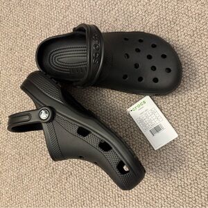 NWT Crocs Classic Clog in Black Size 8